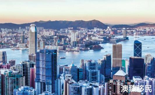 香港和新加坡全方位对比：哪里更胜一筹？