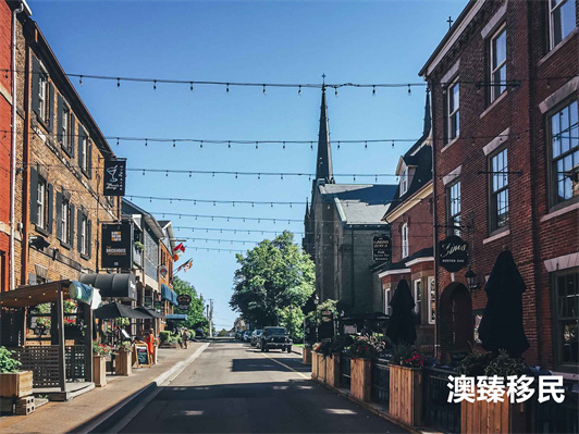 加拿大父母团聚移民重新开放：2025年将提供10,000个名额